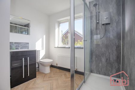 1 bedroom in a house share to rent - Photo 5