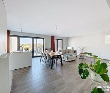 Appartement te huur - Photo 1