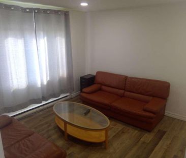 🏡 Magnifique 4½ rénové et meublé à louer – Montréal-Est, à deux pas... - Photo 4