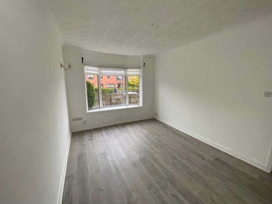 Castlemilk Road, Croftfoot | £950 Monthly - Photo 1