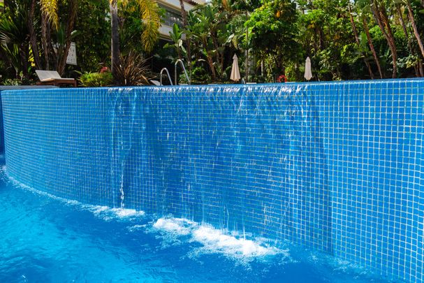 Apartment in Marbella, Costa del Sol - Photo 1