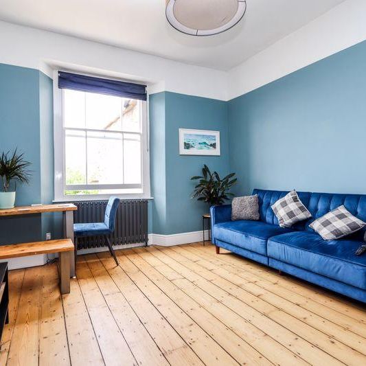 2 bedroom flat to rent - Photo 1