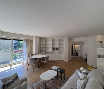 Location Appartement 2 pièces 65m² PARIS 18ème - Photo 1