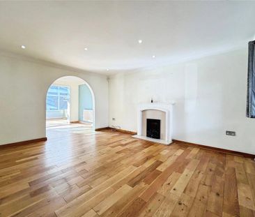 3 bedroom detached house to rent - Photo 5