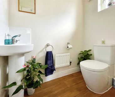 3 bedroom end of terrace house to rent - Photo 6