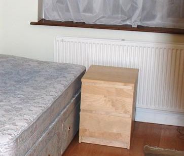 Studio to rent - Photo 6