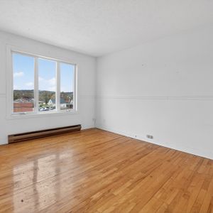 Charmant 4 1/2 à Louer Dès Maintenant - Photo 3