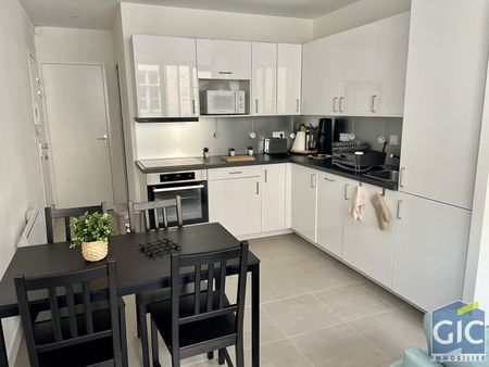 Location Appartement 2 pièces 36m² - Photo 2