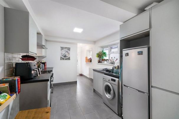 2 bedroom terraced house to rent - Photo 1