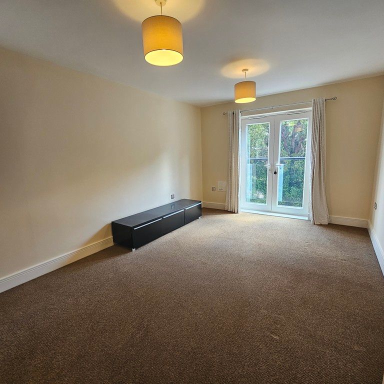 Wimborne Road, Bournemouth - Photo 1