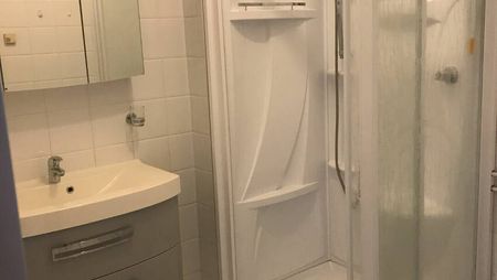 FORBACH DANS UNE RESIDENCE AVEC ASCENSEUR - Photo 5