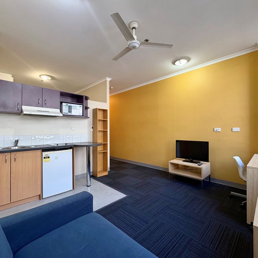 Compact & Convenient Student Living in the Heart of Adelaide CBD - Photo 1