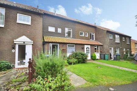 3 bedroom terraced house to rent - Photo 4