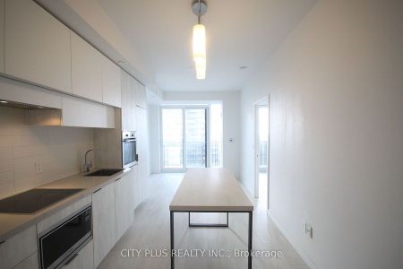 For Lease - 8 Eglinton Avenue Unit# 3201, Toronto, Ontario - Photo 3