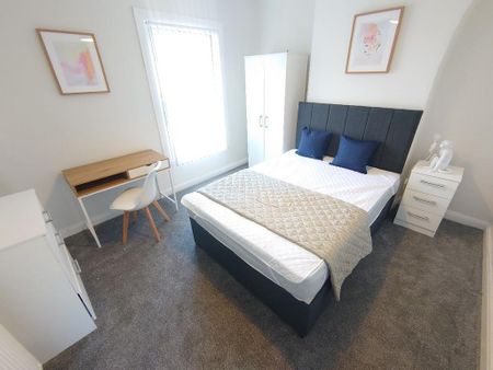 2 bedroom terraced house to rent - Photo 5