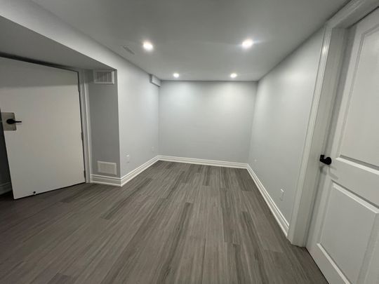 For Lease - 75 Regatta Crescent Unit# Basement, Toronto, Ontario - Photo 1