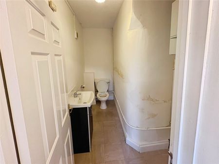 3 bedroom house to rent The Broadway, St. Ives, PE27 - Photo 2