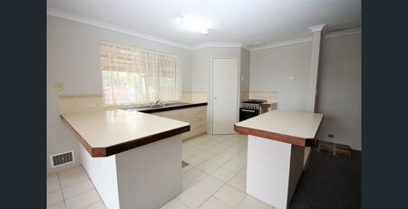 13 Treen Court - Photo 2