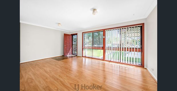 SINGLE LEVEL & NEAT AS A PIN - Photo 1