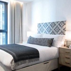 Thornes House, 4 Charles Clowes Walk, Battersea, London, SW11 - Photo 2