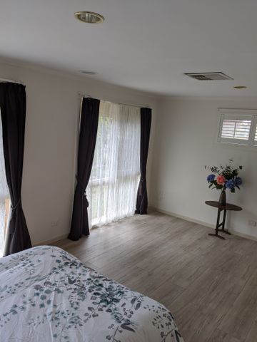 Lysterfield - Photo 2