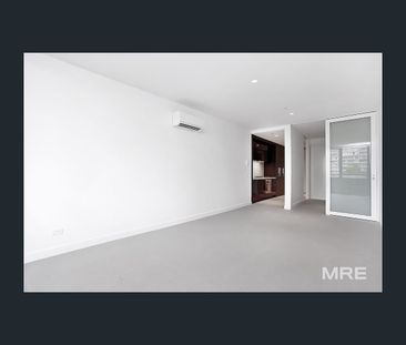 106/74 Queens Road, Melbourne, Vic 3004 - Photo 4