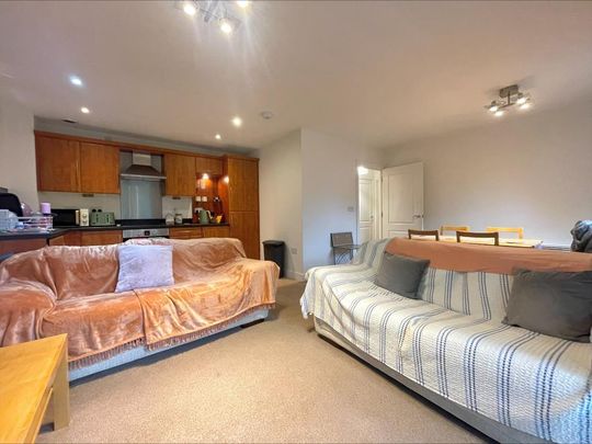 1 bedroom flat to rent - Photo 1