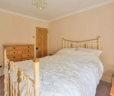 2 bedroom terraced house to rent - Photo 6