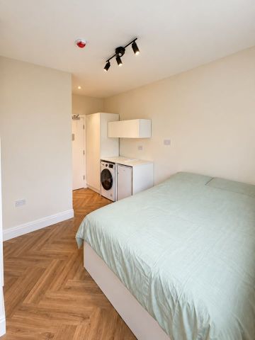 Studio Flat, London, W3 - Photo 3