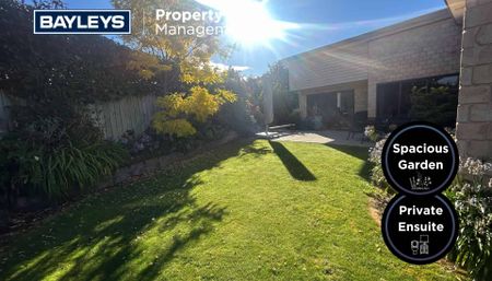 Comfortable Family Living Close to Town - Photo 5