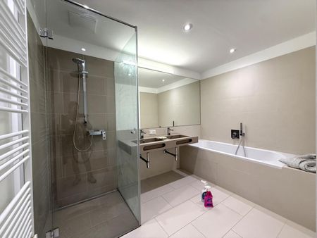 Exklusive Wohnung im Trendbezirk – Westsonne & Lebensqualität auf der Loggia! - Photo 4