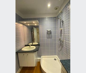 Appartement à Louer à LILLE 793 € - Photo 4