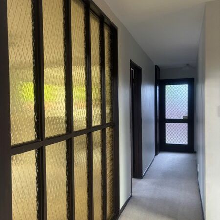 Great location in Ilam – 4 Bedrooms, Separate shower room, a second bathroom with bathtub. - Photo 1