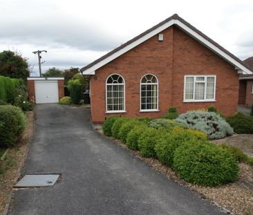 3 bedroom detached bungalow to rent - Photo 1