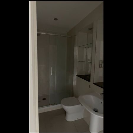 Room in a Shared Flat, Station Grove, HA0 - Photo 3