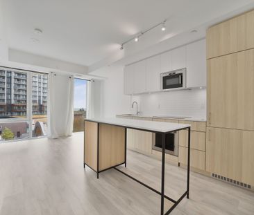 For Lease - 215 Lakeshore Road Unit# 429, Mississauga, Ontario - Photo 3