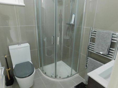 Albany Road, East Sussex - £1,025pcm - Photo 4