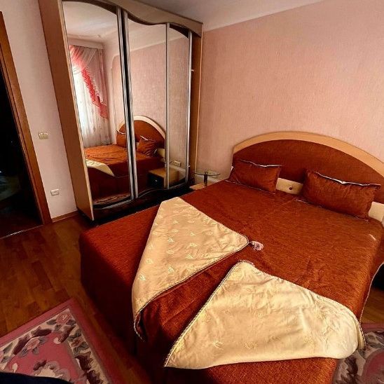 Inchiriez Apartament 3 camere Grigorescu - Photo 1