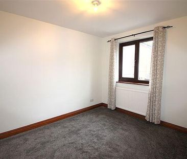 3 bedroom detached house to rent - Photo 4