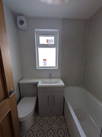 Room in a Shared House, Douglas Road, BS7 - Photo 2