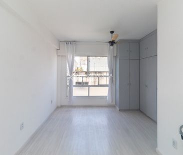 Apartamento com 1 quarto e 27m² para alugar em Centro Histórico, Po... - Foto 6
