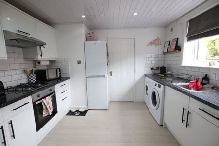 Fintry Drive, Dundee, DD4 9LP - Photo 2