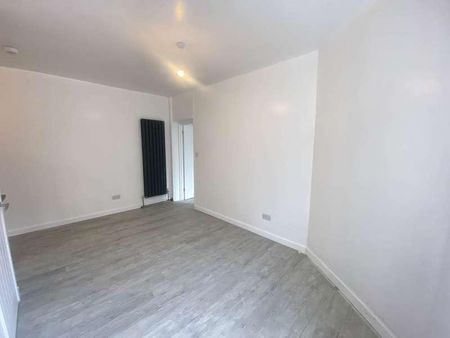 Bath New Road, Radstock, Somerset, BA3 - Photo 2