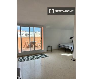 2 room luxury Apartment for rent in Valencia - Photo 1