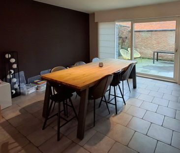 INSTAPKLARE WONING IN HET CENTRUM VAN AARSELE MET GARAGE! - Foto 1