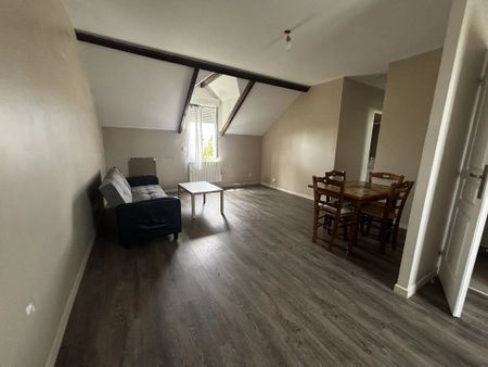 Location Appartement 3 pièces 60m² ROISSY EN BRIE 77680 - Photo 2