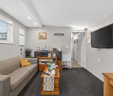 Modern 1-Bedroom Standalone Home - Prime New Brighton Location - Photo 1