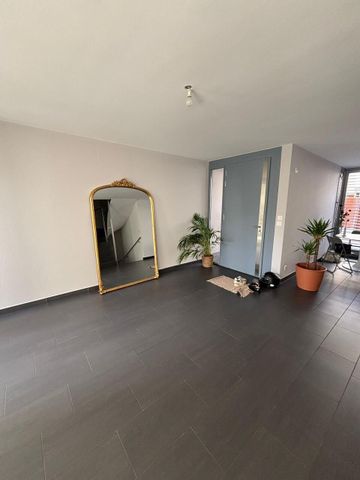 7-room house in Carouge. - Photo 4