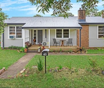 Well presented 3 bedroom family home - Photo 2