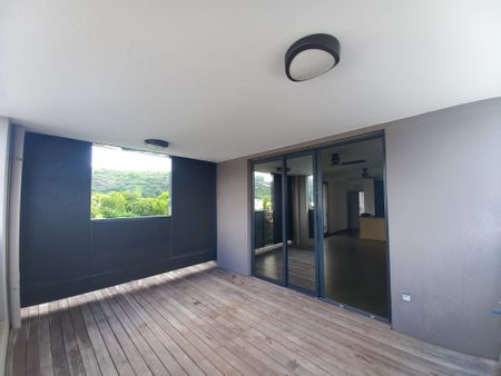 Location Appartement 4 pièces 117m² ST PAUL 97460 - Photo 5